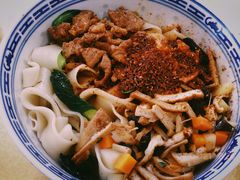 油泼棍棍面-汉思肴 热面皮(虬江路店)
