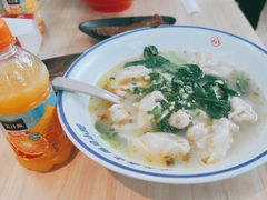 -遇见小面(白云机场T2安检外店)