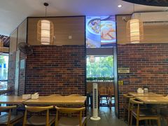 -裕记烧腊连锁餐饮(国商分店)