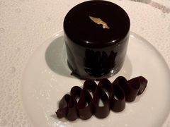 -Le Bernardin