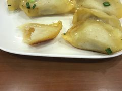 -小姜锅贴(凤凰街店)