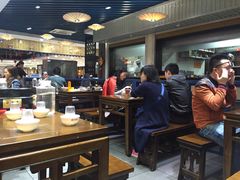 大堂-张氏宽窄巷成都名小吃(茂业百货华强北店)