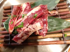 -草家酱蟹炭火烤肉店(珲春南路一店)