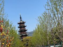 -龙华寺