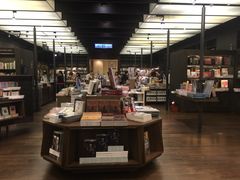 -诚品(信义店)