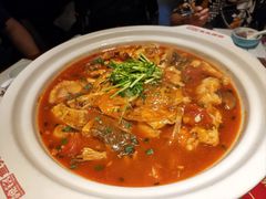 -魏铭鱼头捞饭(晋阳路店)