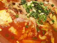 -云海肴·汽锅鸡·云南菜(天山百盛优客店)