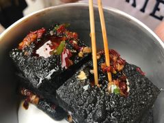 -黑色经典臭豆腐·长沙鲜食商店(坡子街店)