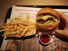 -The Habit Burger Grill 哈比特汉堡(复兴soho店)