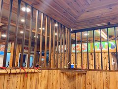 大堂-老东镇啤酒屋海鲜加工·蒸汽海鲜·海鲜烧烤(台东店)