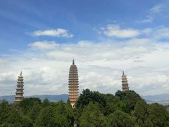 -三塔倒影公园