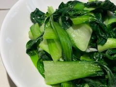 -阿瓦山寨·湘菜现炒·剁椒鱼头王(咸阳总店)