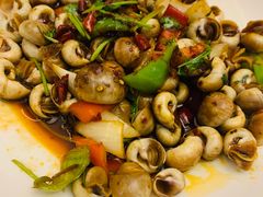 -三泉海中鲜海鲜加工零售广场(幸福时代店)