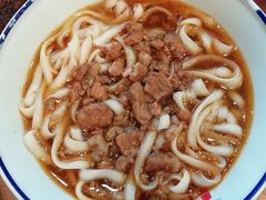 -顺溜·手工刀削面·黑金店(铜锣湾店)