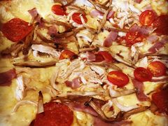 海鲜菇培根鸡肉披萨-JAMES+詹嘉厨房