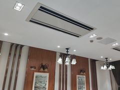 -老人和饭店(淮海中路店)