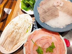 -周师兄大刀腰片火锅(洪崖洞旗舰店)