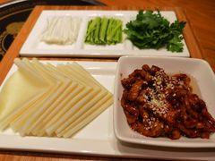 -娜仁图雅蒙古美食村(33小镇店)