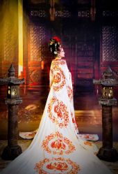 点击看大图 -九月鹰飞汉服摄影工作室