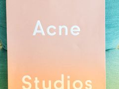 -Acne Studios(芮欧百货店)