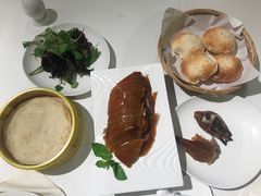 -贝勒爷·酥不腻烤鸭