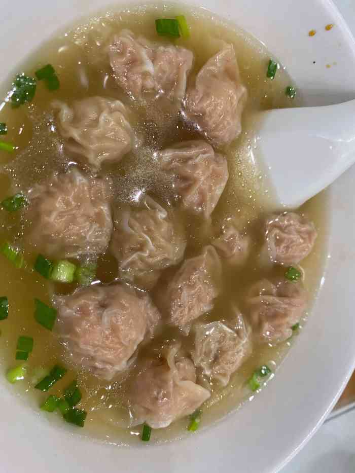 沙县庙门扁肉店-"来三明玩就来沙县吃吃吃,第一站就是扁肉啦.