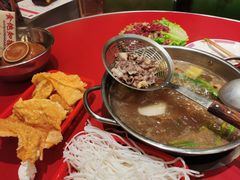 -潮汕·草根牛肉档(上海荟聚城市集市店)