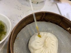 蟹黄吸管汤包-蒋家桥饺面店(四望亭路店)