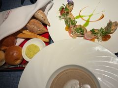 -弦月窗LUNETTE BY AMANDA(复兴路店)