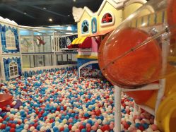 -多奇妙乐园·淘气堡·电玩·抓娃娃(海口吾悦店)