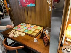 -海底捞火锅鲜切牛肉主题店(长寿路店)