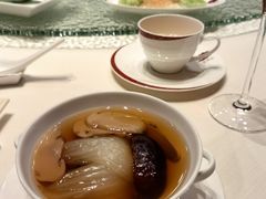 菜胆松茸汤-天龙轩(香港丽思卡尔顿酒店)