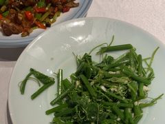 -鄱阳湖·江西小炒·瓦罐煨汤(五道口店)