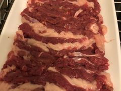 手工鲜羊肉-八先生涮肉房(三里河店)