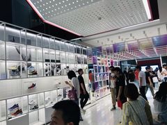 -NIKE品牌体验店(南京东路店)