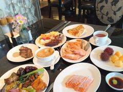 -圣丰索菲特·2 On 988 Café 自助餐厅