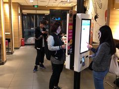 -麦当劳(江湾镇店)