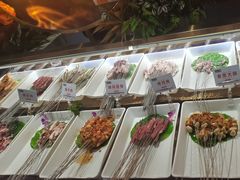-享遇.锅姥姥牛排海鲜自助(小寨店)