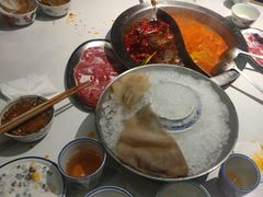 -卤校长重庆火锅(国兴店)