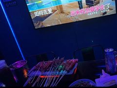 -唯爱KTV聚会餐厅(仙林东城汇店)