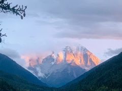 -亚拉雪山风景区