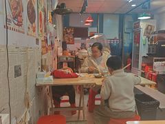 -柳州肥姨妈大骨螺蛳粉(东靖路店)