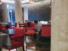 -粤尚腾香居中餐厅(首都机场希尔顿店)