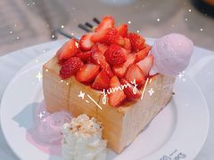 草莓吐司-丹礼糖甜品