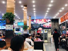 大堂-簋街仔仔小龙虾(总店)