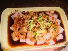 凉皮-罍+村卤菜摊(罍街店)