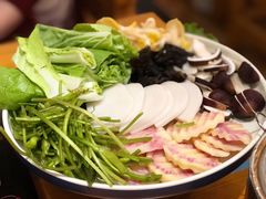蔬菜拼盘-民食香·腊排骨野生菌美食(木府店)
