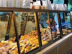 -Dough&Joe团憩(瑞虹天地月亮湾店)