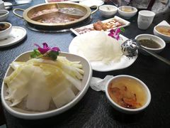 -渝里重庆火锅(航天城店)