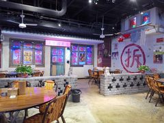 大堂-马路牙子地桌烤肉(工体店)